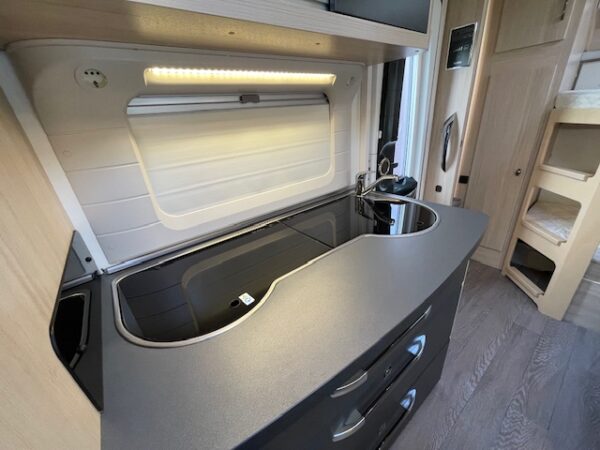 HOBBY De Luxe Edition 560 KMFE bj.2020, BOMVOL, AIRCO, MOVER - Afbeelding 17