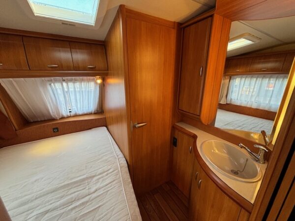 Hobby Excellent 460 UFE bj.2006, VOORTENT en DOUCHE - Afbeelding 14