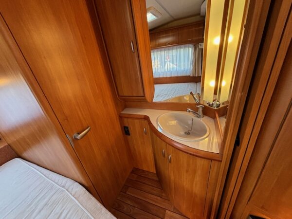 Hobby Excellent 460 UFE bj.2006, VOORTENT en DOUCHE - Afbeelding 17