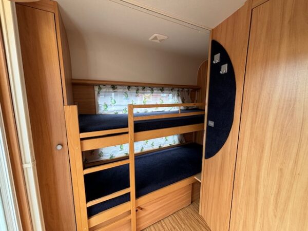 Dethleffs Camper 500 bj.2013, VOORTENT, MOVER en AIRCO - Afbeelding 6
