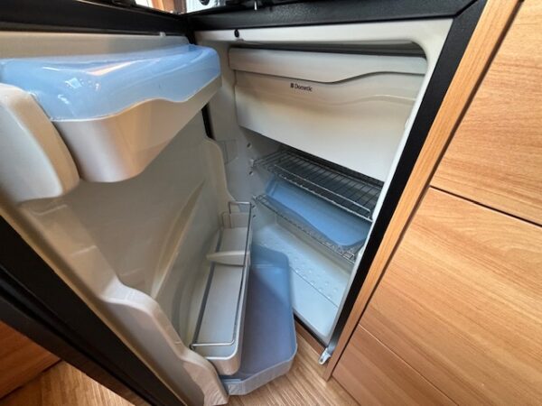 Dethleffs Camper 500 bj.2013, VOORTENT, MOVER en AIRCO - Afbeelding 11