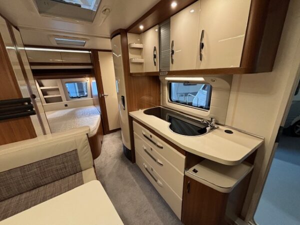 Hobby Excellent 540 KMFE bj.2017, MOVER, VOORTENT - Afbeelding 15