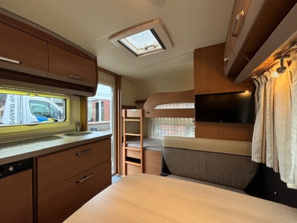 Knaus Sport 500 FDK bj.2015, STAPELBED, ZAKLUIFEL en DOUCHE - Afbeelding 8