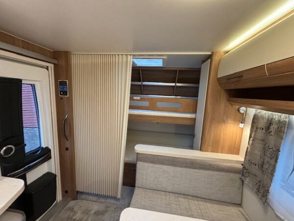 Hobby De Luxe 540 kmfe, Bj. 2018 Stapelbed, luifel en mover! - Afbeelding 9