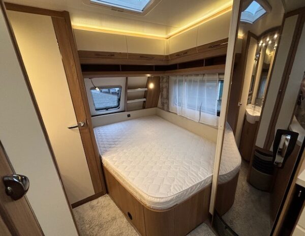 Hobby De Luxe 540 kmfe, Bj. 2018 Stapelbed, luifel en mover! - Afbeelding 19