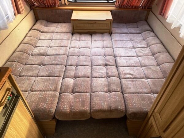 Elddis Wisp 470/4 bj.95 met voortent en luifel - Afbeelding 24