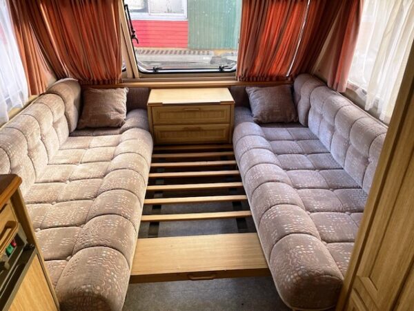 Elddis Wisp 470/4 bj.95 met voortent en luifel - Afbeelding 9
