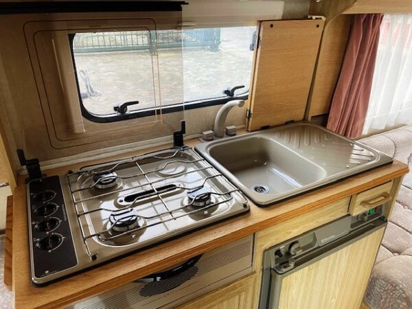 Elddis Wisp 470/4 bj.95 met voortent en luifel - Afbeelding 14