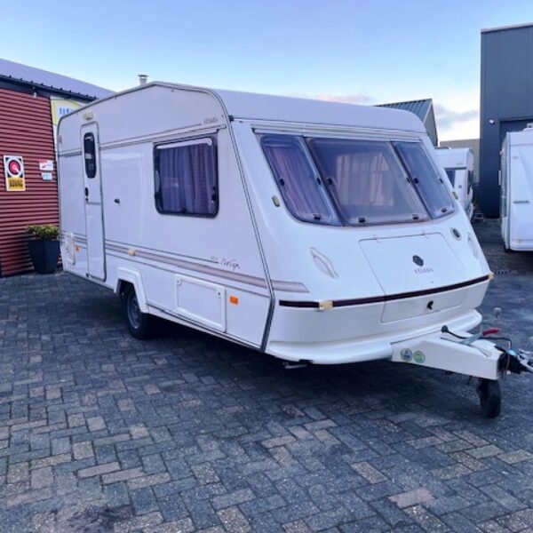 Elddis Wisp 470/4 bj.95 met voortent en luifel