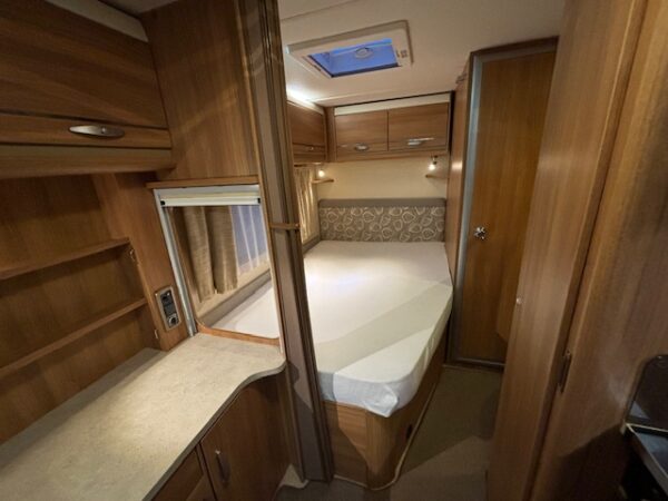 Sprite Cruzer 480 SR bj. 2012 MOVER en VOORTENT - Afbeelding 17