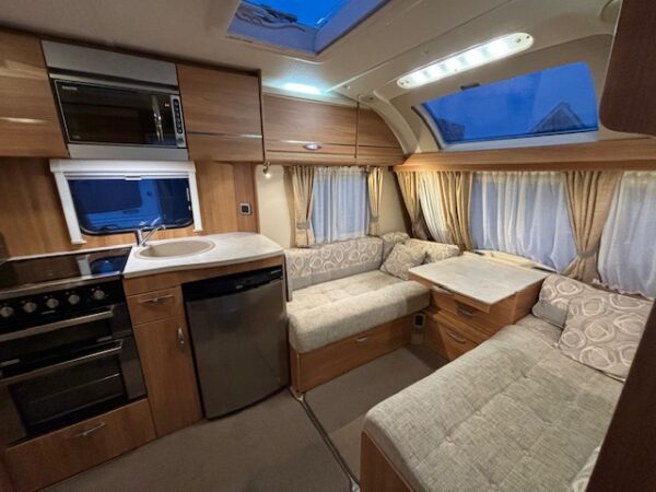 Sprite Cruzer 480 SR bj. 2012 MOVER en VOORTENT - Afbeelding 23