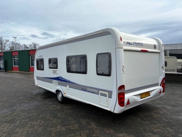 Hobby Excellent 560 WLU bj.2009, VOORTENT en APARTE BEDDEN!!! - Afbeelding 3