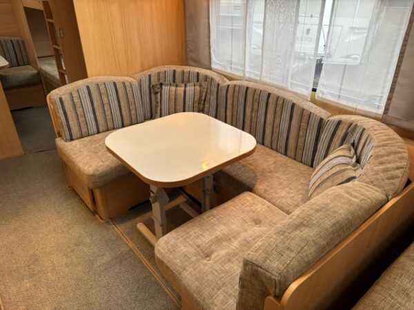 LMC Cello 695K, 8 Persoons met mover, voortent! Topstaat! - Afbeelding 24