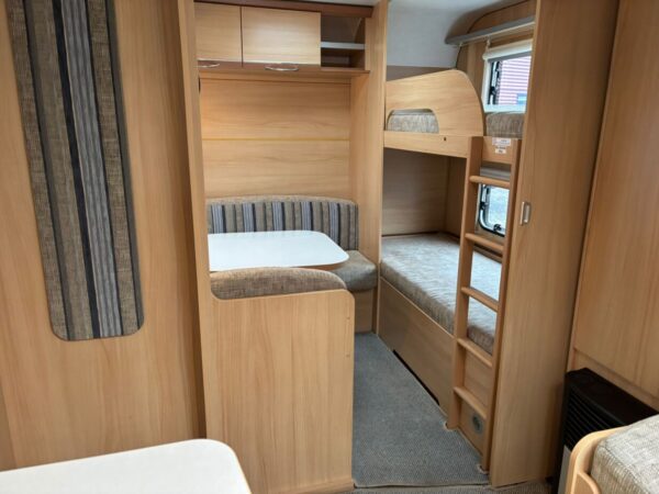 LMC Cello 695K, 8 Persoons met mover, voortent! Topstaat! - Afbeelding 23