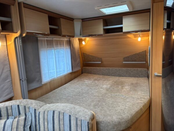 LMC Cello 695K, 8 Persoons met mover, voortent! Topstaat! - Afbeelding 21