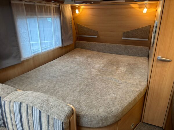 LMC Cello 695K, 8 Persoons met mover, voortent! Topstaat! - Afbeelding 20