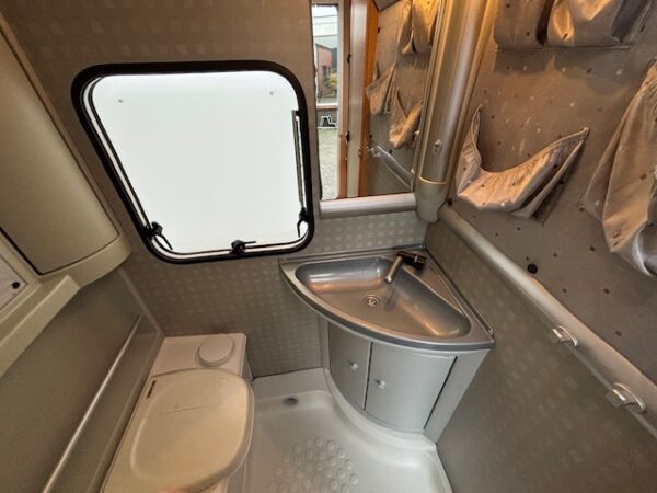 Bürstner Ventana 410 TS bj.2006 met PANORAMA LUIFEL!!! - Afbeelding 17