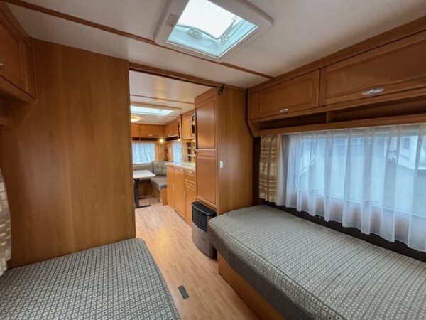 Tabbert Vivaldi 560 bj.2006, 2 ENKELE BEDDEN en VOORTENT!!! - Afbeelding 16