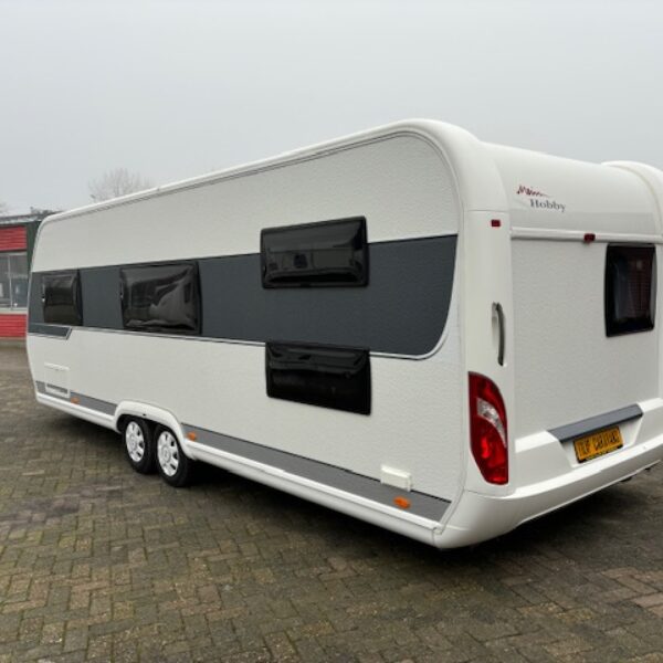 Hobby De Luxe 650 KMFE bj.2014, STAPELBED, 7/8 PERSOONS!!!