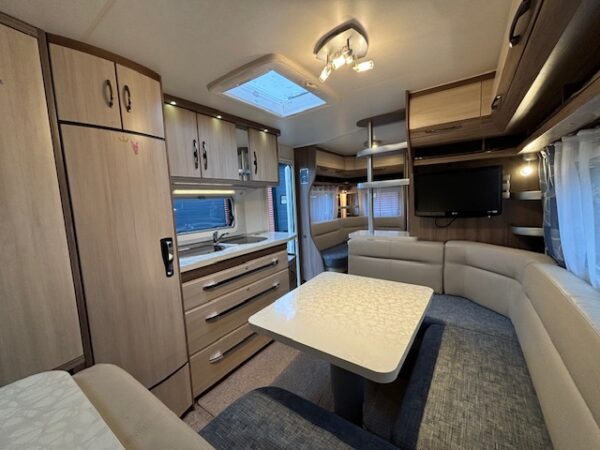 Hobby De Luxe 650 KMFE bj.2014, STAPELBED, 7/8 PERSOONS!!! - Afbeelding 23