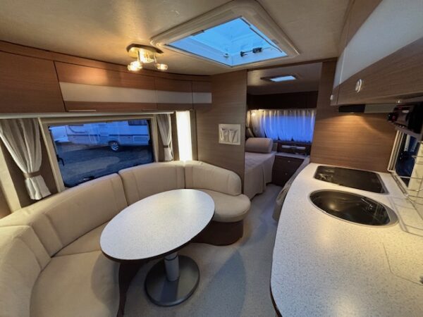 Adria Adiva 513 LT bj.2008 ZAKLUIFEL, 2 ENKELE BEDDEN, MOVER!!! - Afbeelding 4