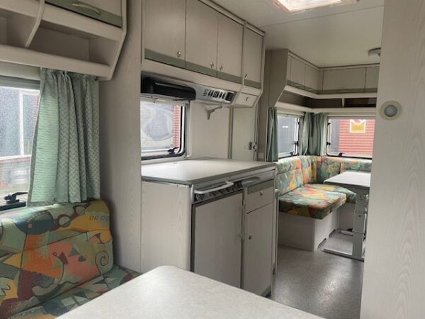 Knaus Sudwind bj.1997, 4 persoons, zakluifel, douche - Afbeelding 15