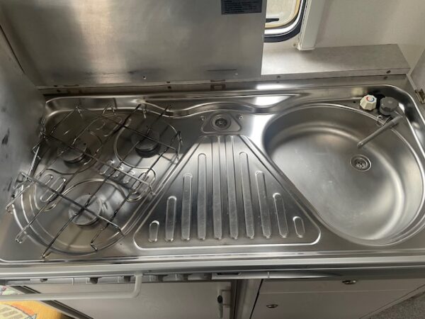 Knaus Sudwind bj.1997, 4 persoons, zakluifel, douche - Afbeelding 14