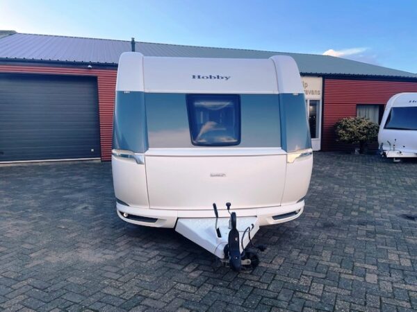 Hobby Prestige 650 UMFE bj.2017 met VOORTENT EN AIRCO - Afbeelding 35