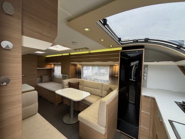 Adria Adora 613 HT bj.2016, MOVER, VOORTENT!!! - Afbeelding 6