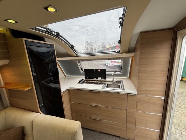 Adria Adora 613 HT bj.2016, MOVER, VOORTENT!!! - Afbeelding 12