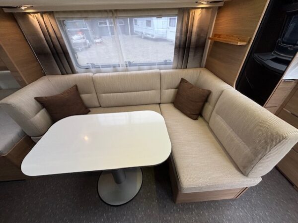 Adria Adora 613 HT bj.2016, MOVER, VOORTENT!!! - Afbeelding 15