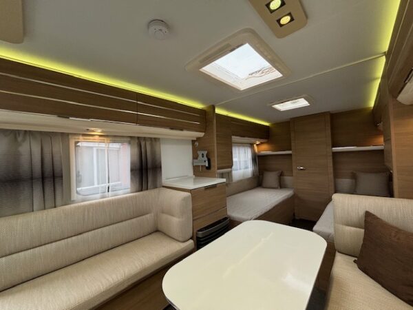 Adria Adora 613 HT bj.2016, MOVER, VOORTENT!!! - Afbeelding 17