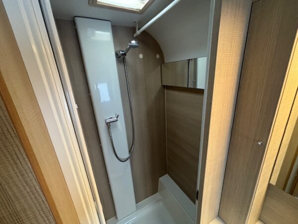 Adria Adora 613 HT bj.2016, MOVER, VOORTENT!!! - Afbeelding 22