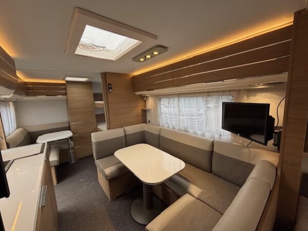 Adria Adora 613 PK bj, 2018, MOVER, AIRCO en VOORTENT - Afbeelding 26