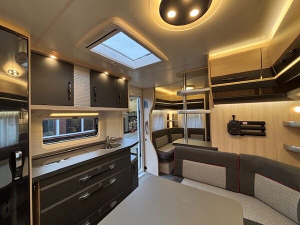 Hobby De Luxe Edition 650 KMFE bj.2020, 7/8 PERSOONS!!! - Afbeelding 12