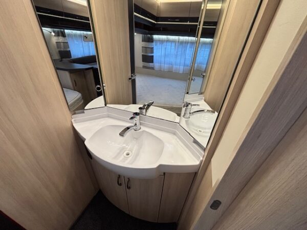 Hobby De Luxe Edition 650 KMFE bj.2020, 7/8 PERSOONS!!! - Afbeelding 23