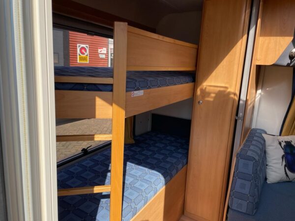 Knaus Sudwind 500 bj.2004 met STAPELBED en VOORTENT - Afbeelding 12