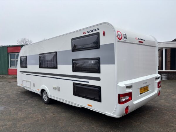Adria Adora 613 PK bj. 2018, VLOERVERWARMING, 7 PERSOONS!!! - Afbeelding 2