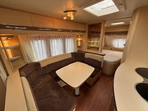 Hobby La Vita 560 KMFE, bj.2010, MOVER, VOORTENT en STAPELBED!!! - Afbeelding 7