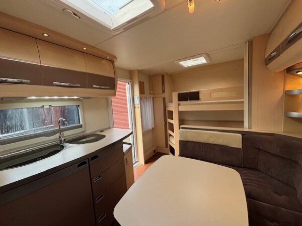 Hobby La Vita 560 KMFE, bj.2010, MOVER, VOORTENT en STAPELBED!!! - Afbeelding 9