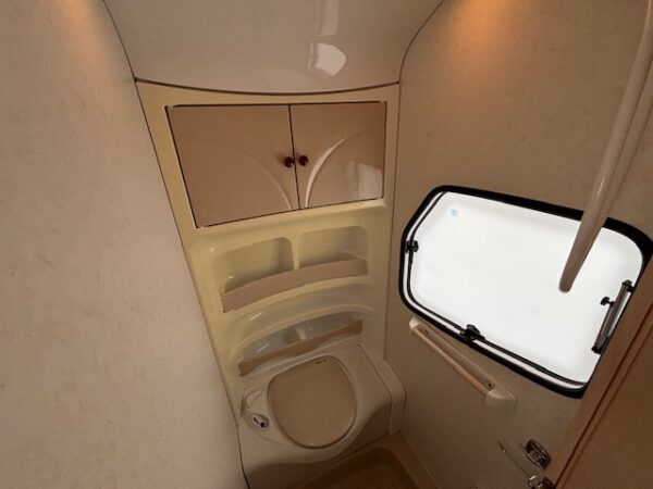 Hobby La Vita 560 KMFE, bj.2010, MOVER, VOORTENT en STAPELBED!!! - Afbeelding 18