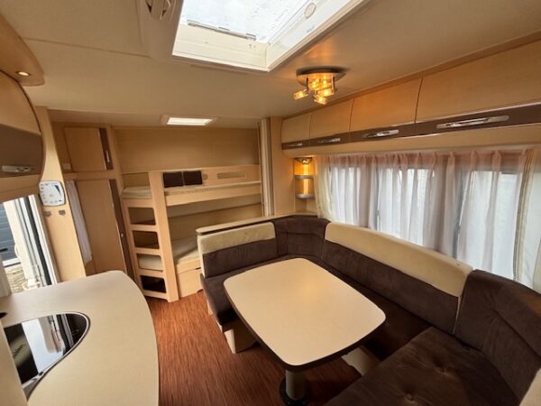 Hobby La Vita 560 KMFE, bj.2010, MOVER, VOORTENT en STAPELBED!!! - Afbeelding 22