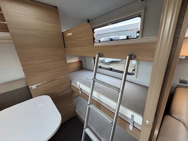 Adria Adora 613 PK bj. 2018, VLOERVERWARMING, 7 PERSOONS!!! - Afbeelding 6