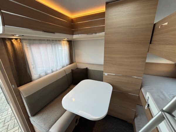 Adria Adora 613 PK bj. 2018, VLOERVERWARMING, 7 PERSOONS!!! - Afbeelding 8