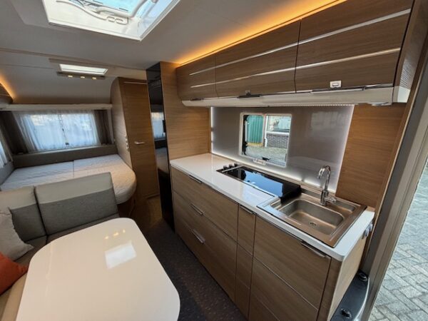 Adria Adora 613 PK bj. 2018, VLOERVERWARMING, 7 PERSOONS!!! - Afbeelding 13