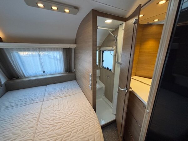 Adria Adora 613 PK bj. 2018, VLOERVERWARMING, 7 PERSOONS!!! - Afbeelding 21