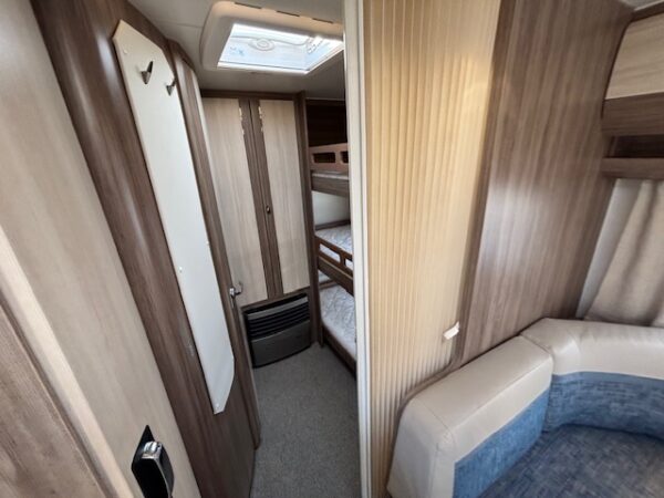 Hobby De Luxe 545 KMF bj.2016, 7 PERSOONS met VOORTENT!!! - Afbeelding 18