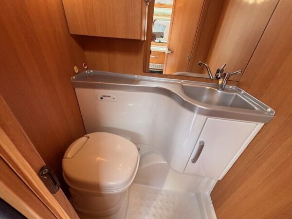 Knaus Sport 500 EU bj.2009, 2 APARTE BEDDEN, VOORTENT, MOVER!!! - Afbeelding 15