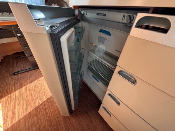 Hobby Excellent 460 LU bj.2012, MOVER en 2 APARTE BEDDEN!!! - Afbeelding 11