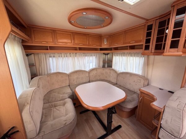 Hobby 635 SMF UK SPECIAL, bj.2005 met MOVER en VOORTENT!!! - Afbeelding 5